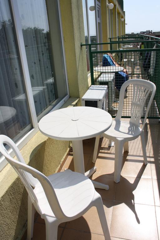 Sunny Varshava Hotel Golden Sands Phòng bức ảnh